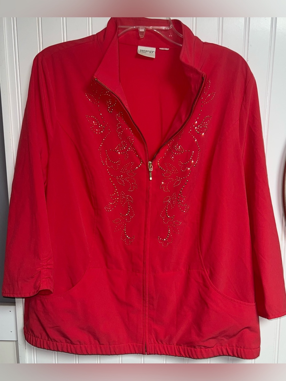Zenergy By Chico’s Gold Studded Floral Stretch Jacket Size M/L Coral Red